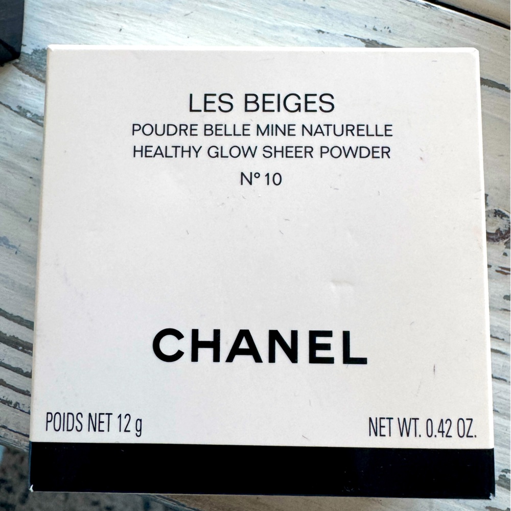 Chanel healthy glow sheer powder
